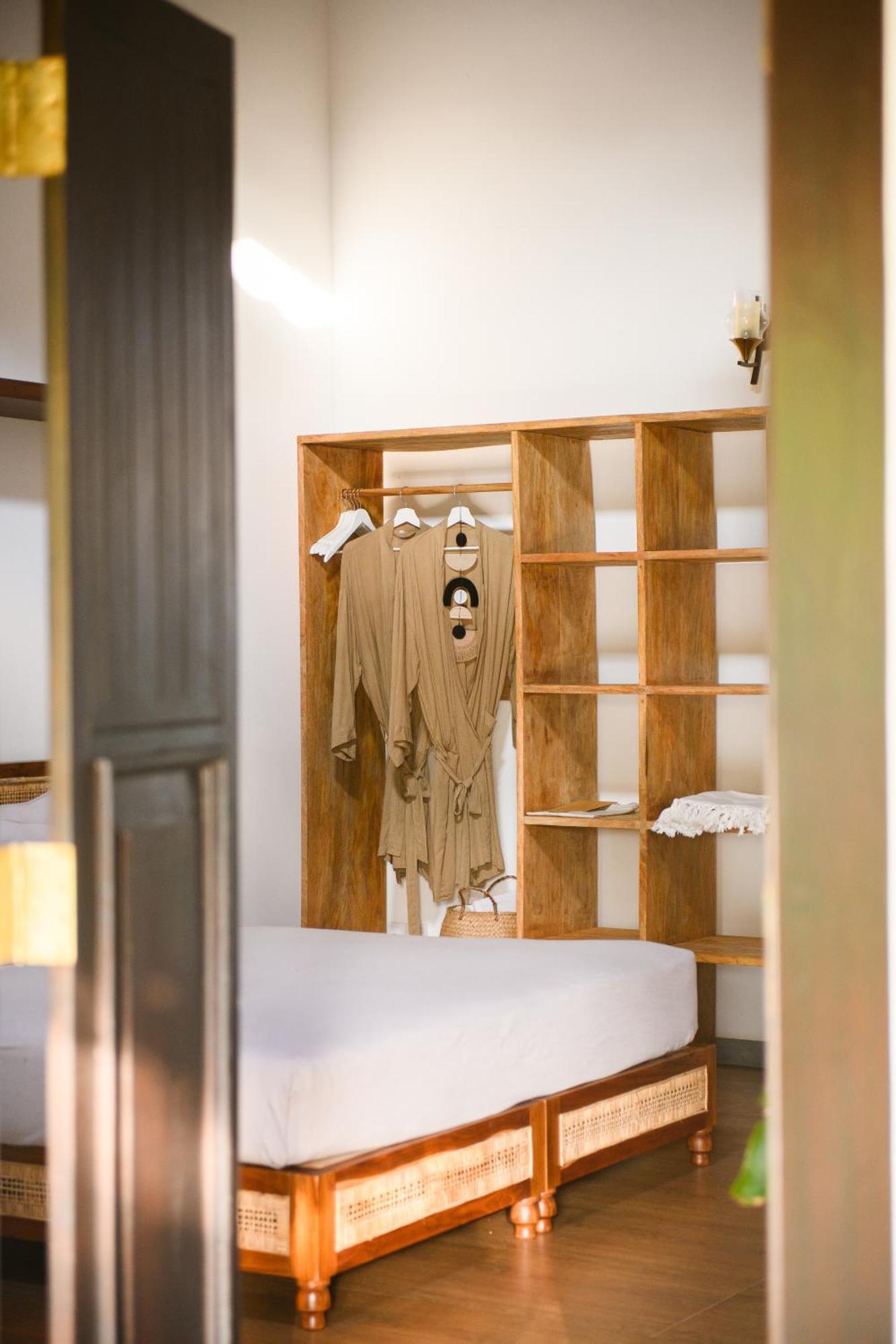 Roots Retreat Hotel Unawatuna Bagian luar foto