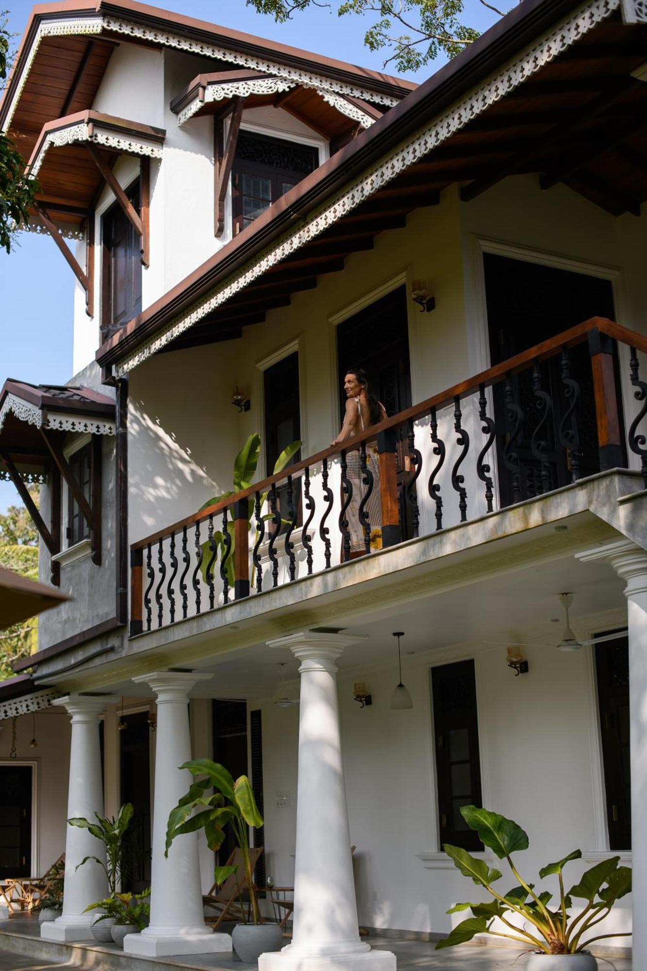 Roots Retreat Hotel Unawatuna Bagian luar foto