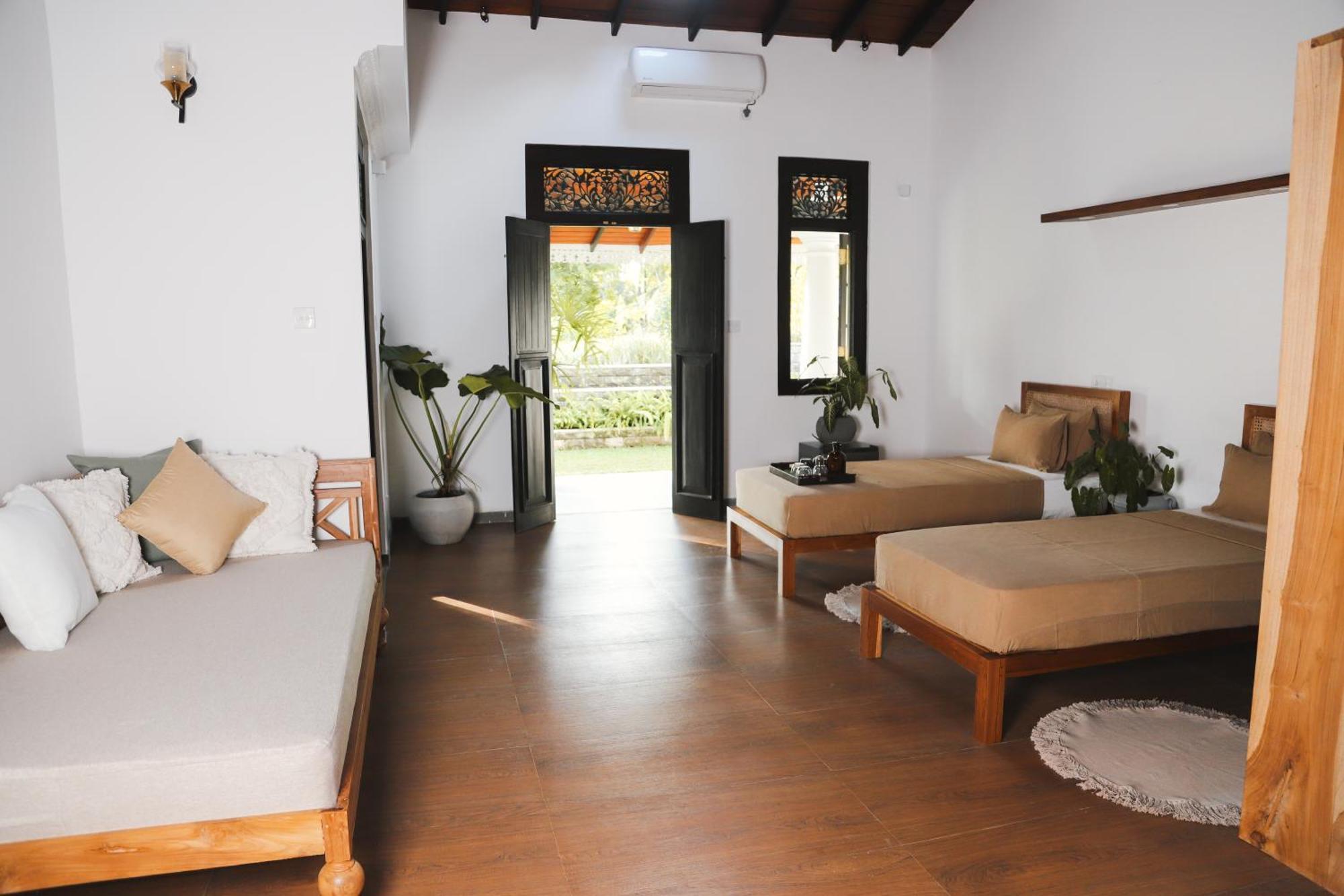 Roots Retreat Hotel Unawatuna Ruang foto
